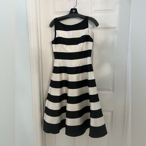 Adrianna Papell midi dress black and white horizontal stripes sz 4